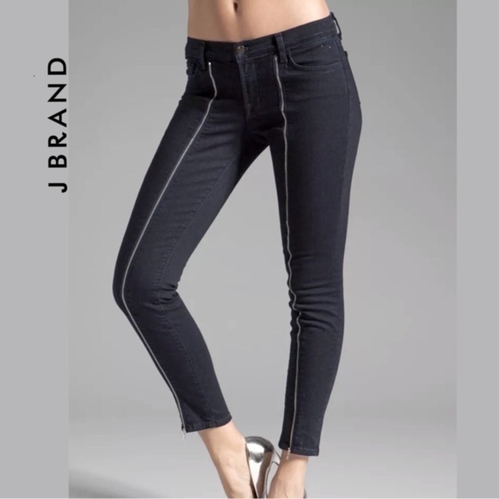 $280 J Brand Front Jewel Zip Skinny Jeans Womens Size 31 Black